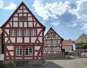 Rathaus, Heimatmuseum, Kulturscheune und 'Lädchen'